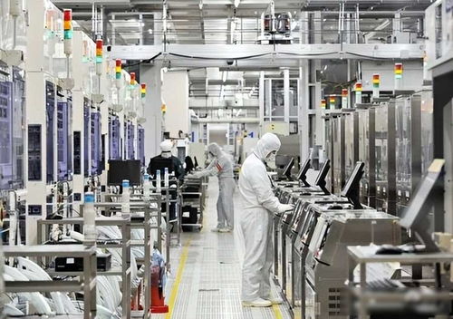 安世半导体停权引爆全球供应链危机，车企险遭“闭环创伤”